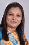 Dr-Mrs-Veena-Adige-group